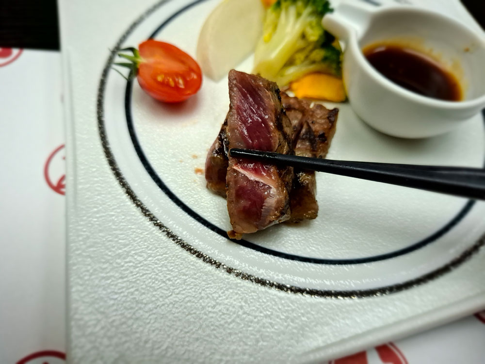 牛網焼きの肉
