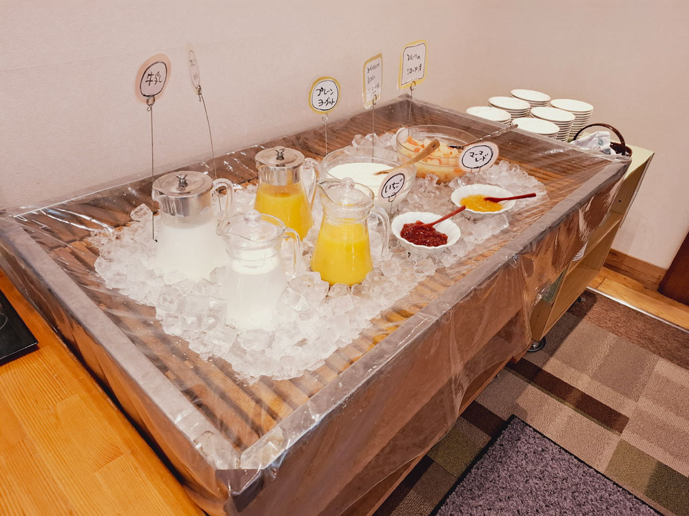 朝食バイキング デザートコーナー