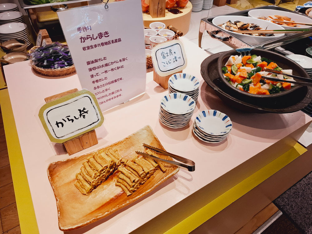朝食バイキング からし巻