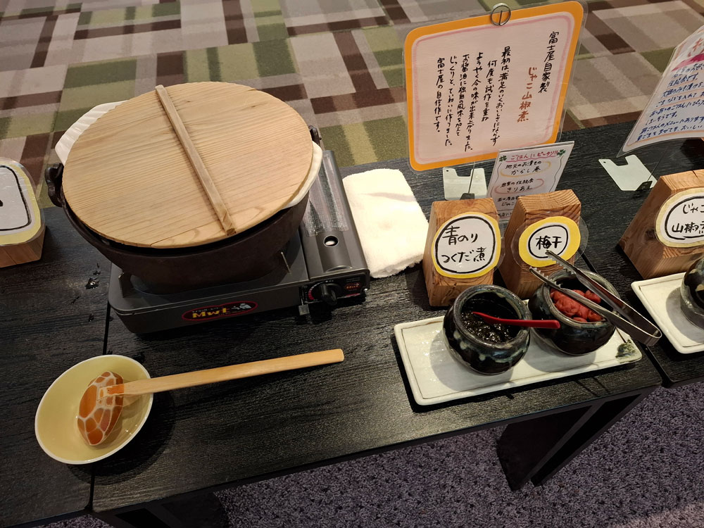 朝食バイキング おかゆ