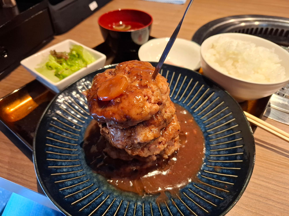 美味しそうなハンバーグ