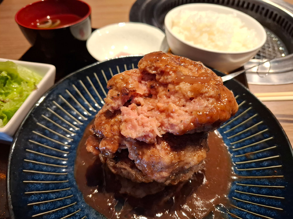 ふわふわのハンバーグ