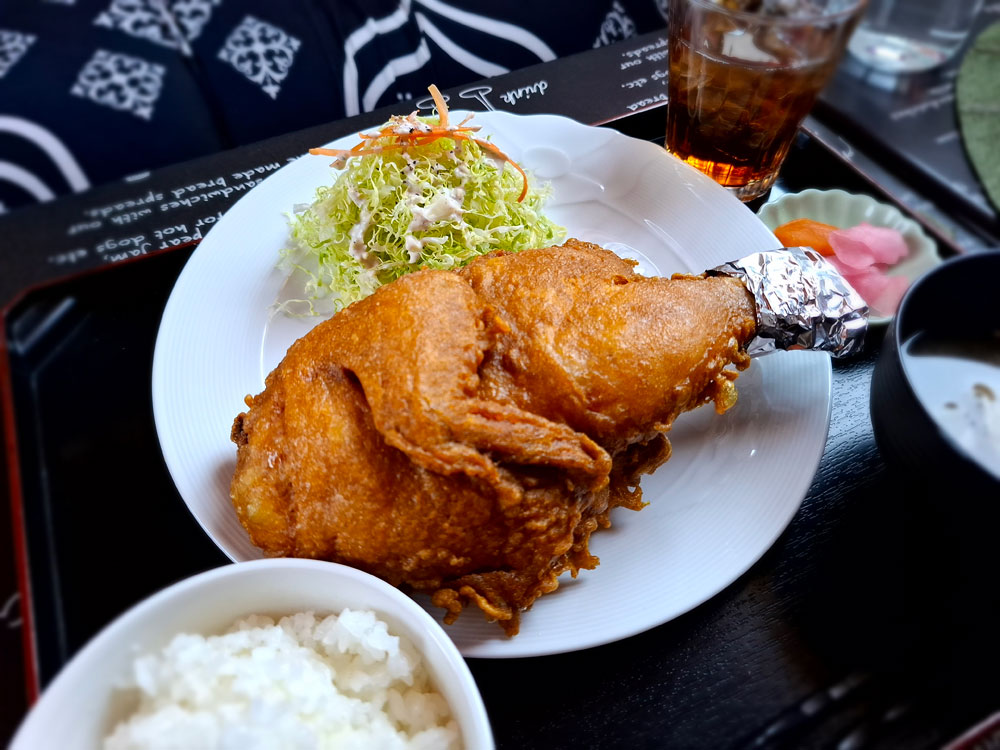 らまいろの半身揚げ