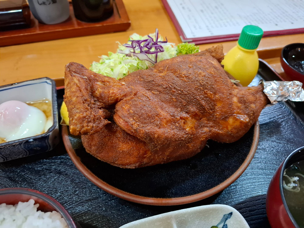 鳥栄 若鳥から揚げの半身