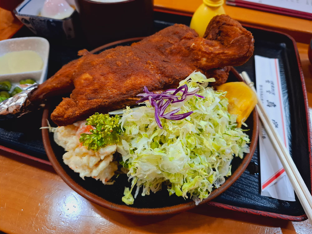 若鳥から揚げ定食 キャベツ