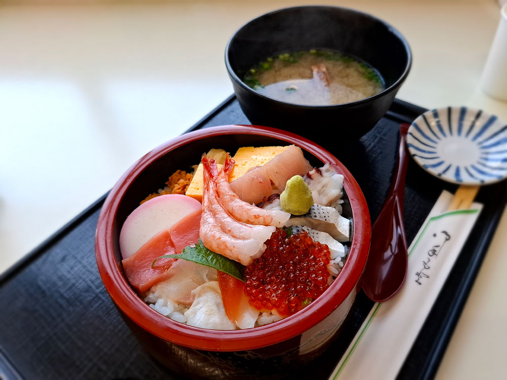 地魚食道ひさご 並ちらし