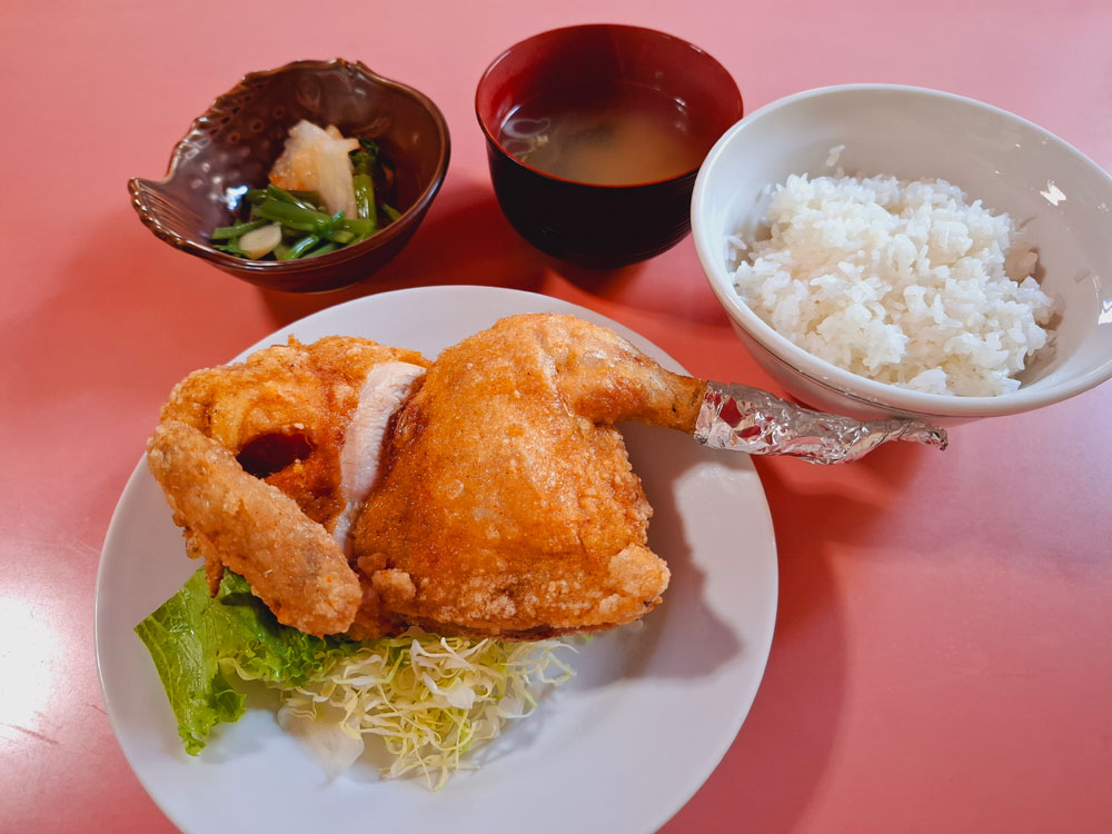 ヒナどり定食 上からのアングル