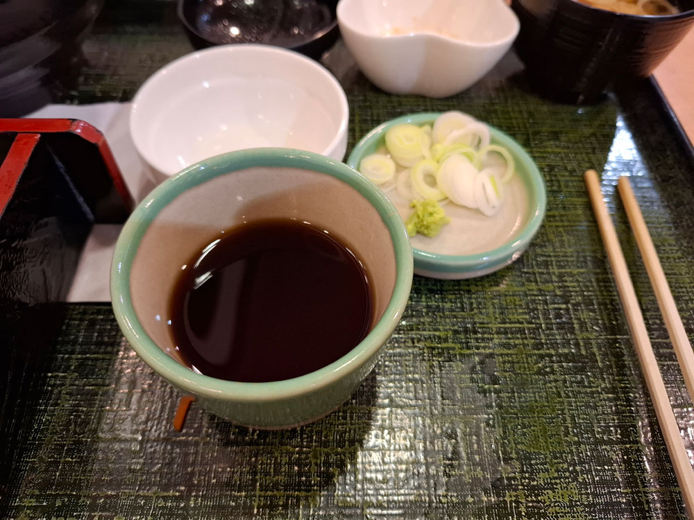 へぎそば 薬味と汁