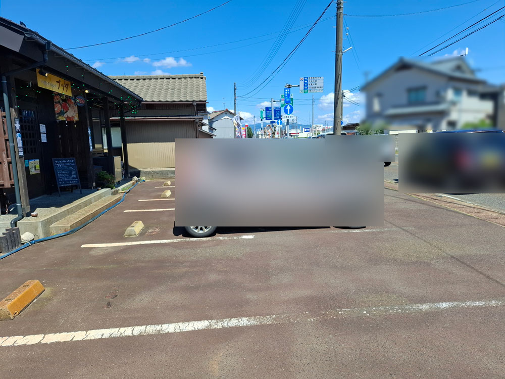 アジアンダイニング ブッダ新津店 駐車場